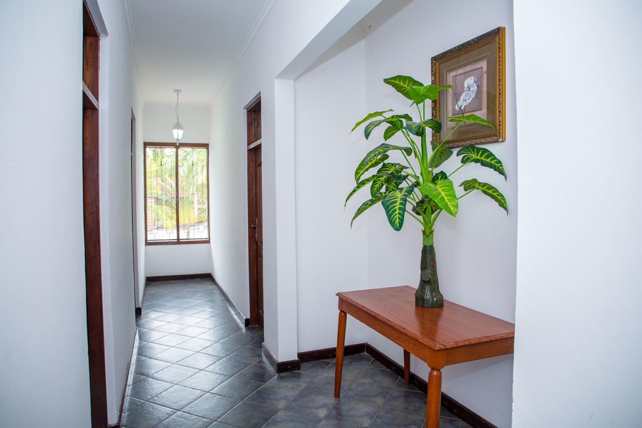 Saadani Tourist Center - Hostel Dar es Salaam Ngoại thất bức ảnh