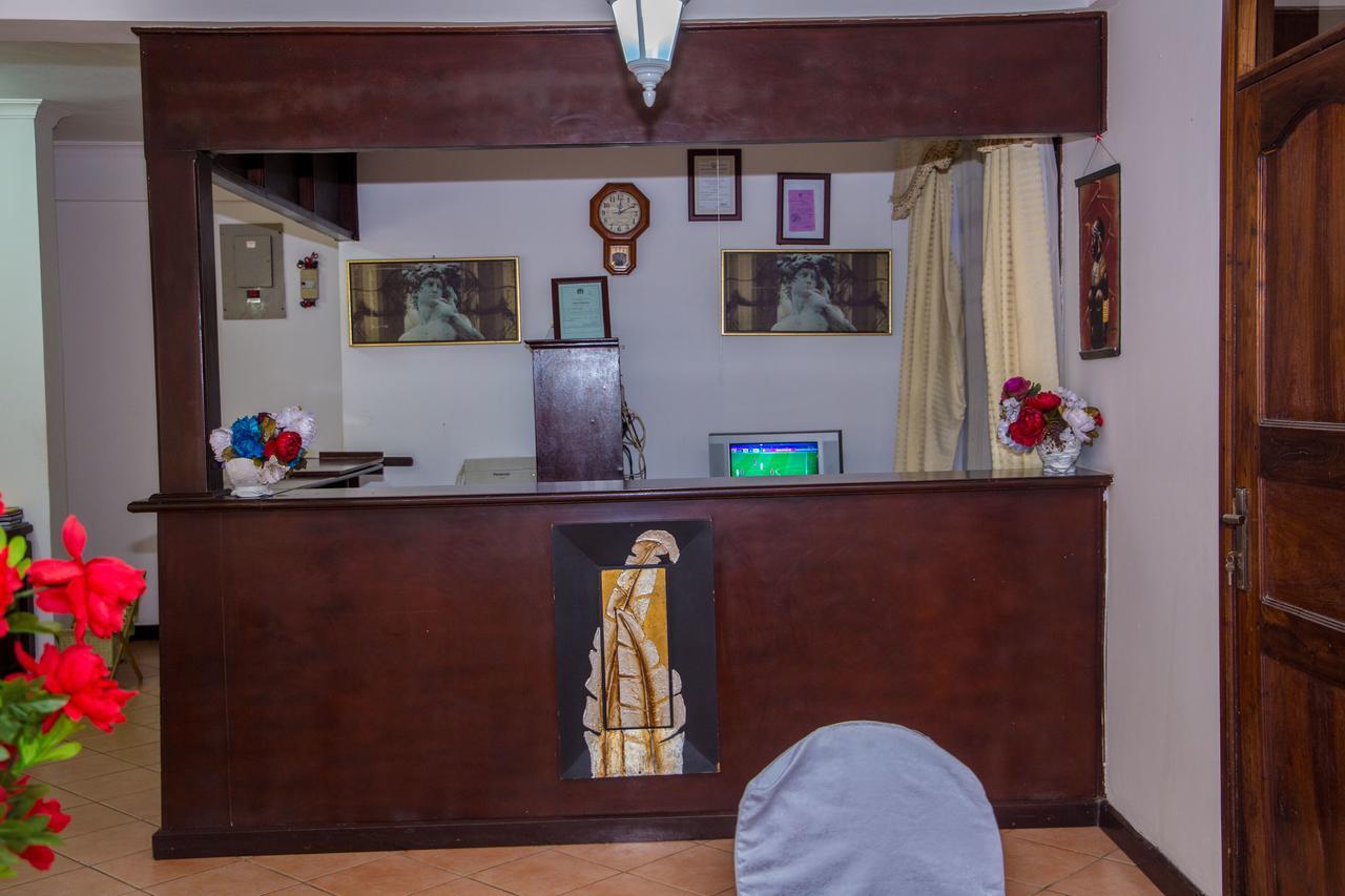 Saadani Tourist Center - Hostel Dar es Salaam Ngoại thất bức ảnh