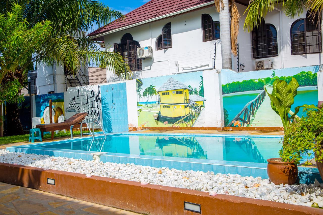 Saadani Tourist Center - Hostel Dar es Salaam Ngoại thất bức ảnh